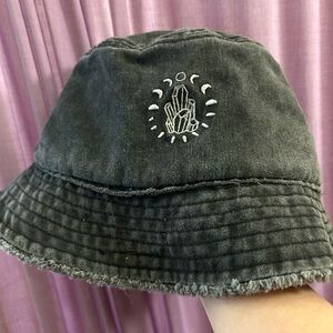 Chic Black Bucket Hat with Embroidery